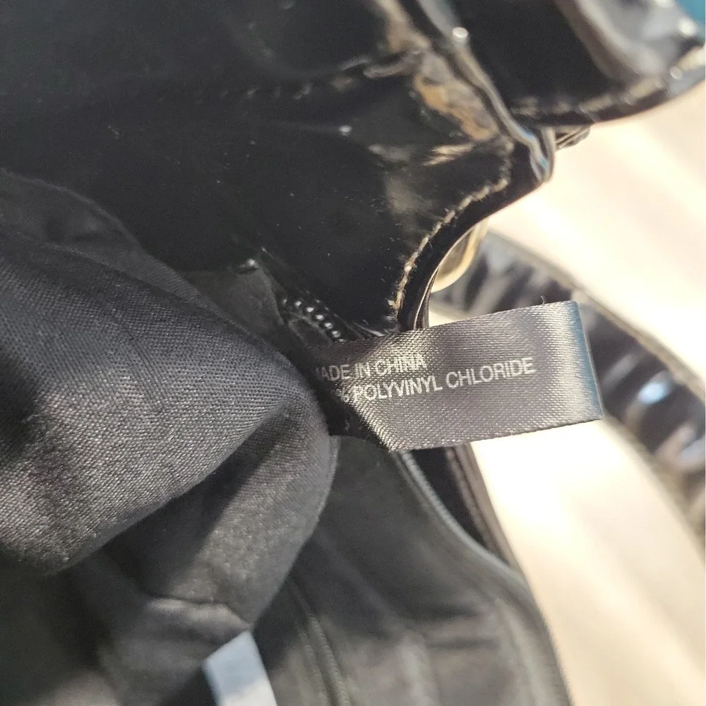Y2K Kenneth Cole Reaction Faux Leather Shoulder Bag